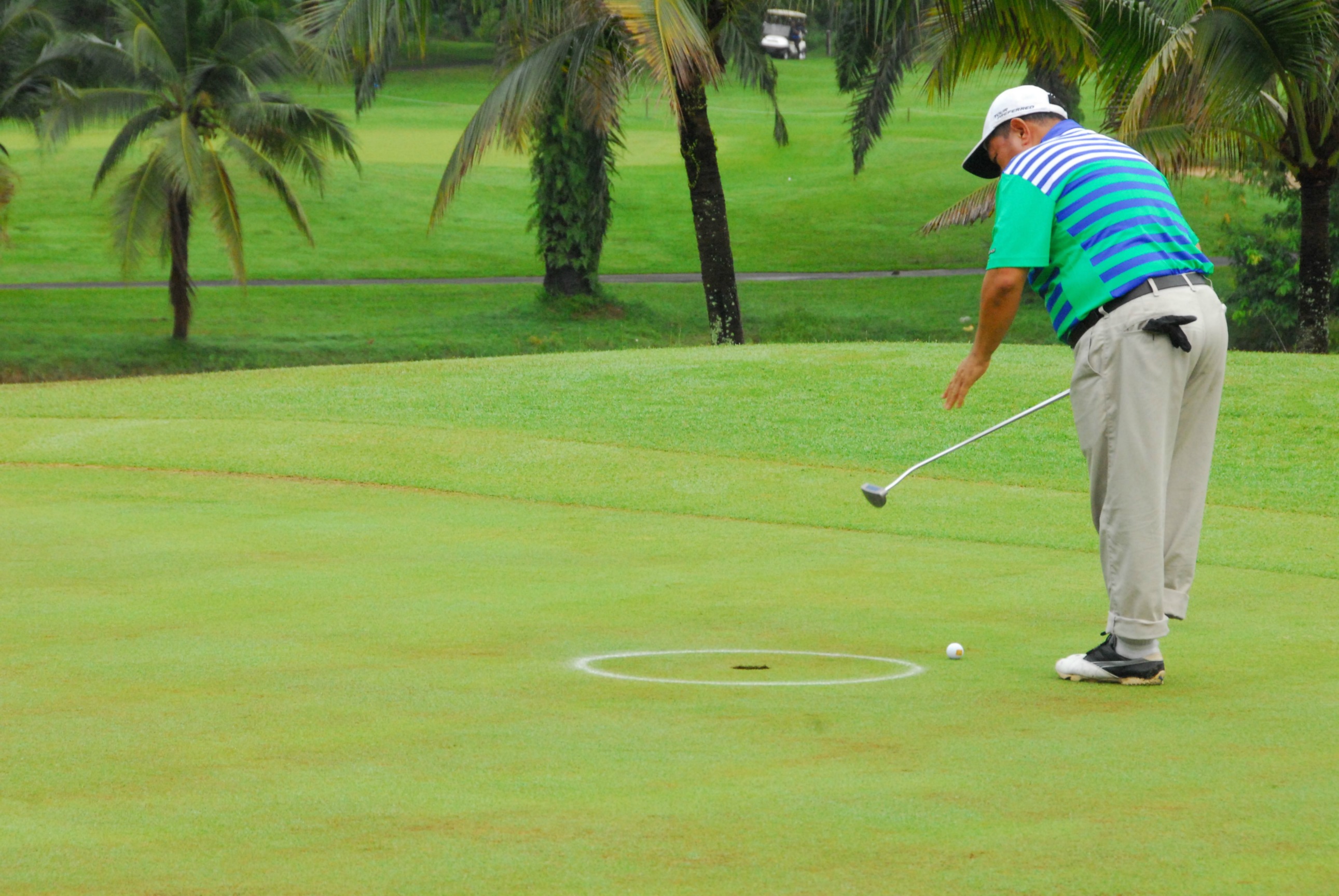 PRO15 157 GOLF DSC 0152.JPG